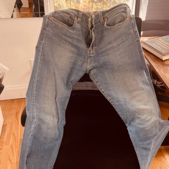 Levi's 502 Taper Fit Men's Jeans - Picture 2 of 7